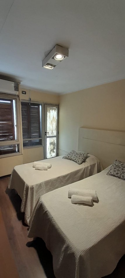 EXCELENTE DEPARTAMENTO COMPLETAMENTE AMOBLADO FRENTE A PATIO OLMOS - Ciudad de Cordoba