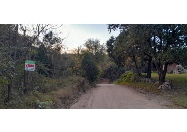 AGUA DE ORO, EXCELENTE LOTE CON PROYECTO DE VIVIENDA APROBADO E INICIADO
