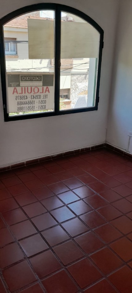 HERMOSO LOCAL PARA  OFICINA o  CONSULTORIO 