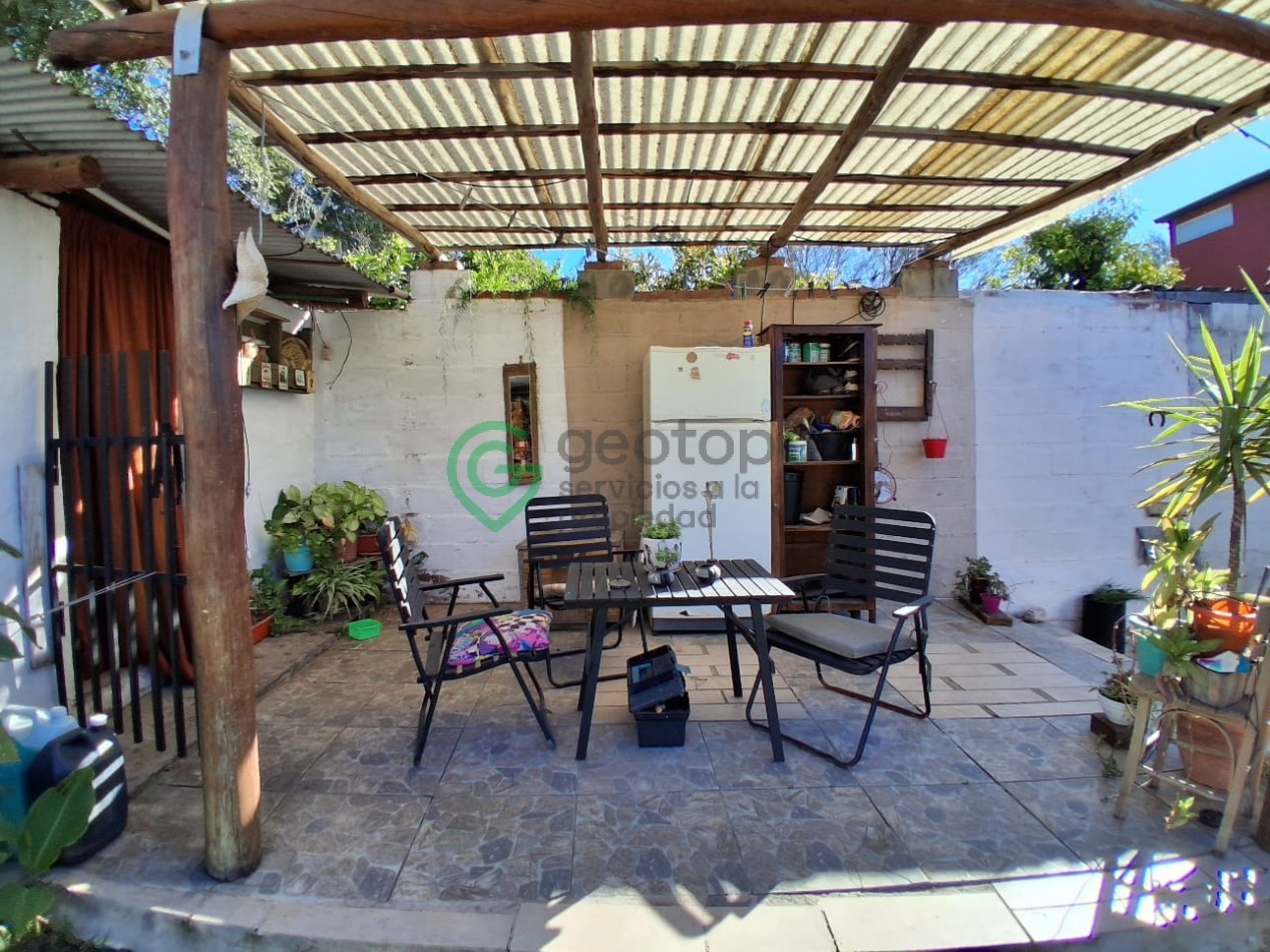 VILLA ALLENDE PARQUE -  EXCELENTE INMUEBLE 